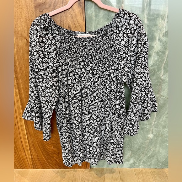 Counterparts Floral Blouse NWOT - Picture 1 of 5